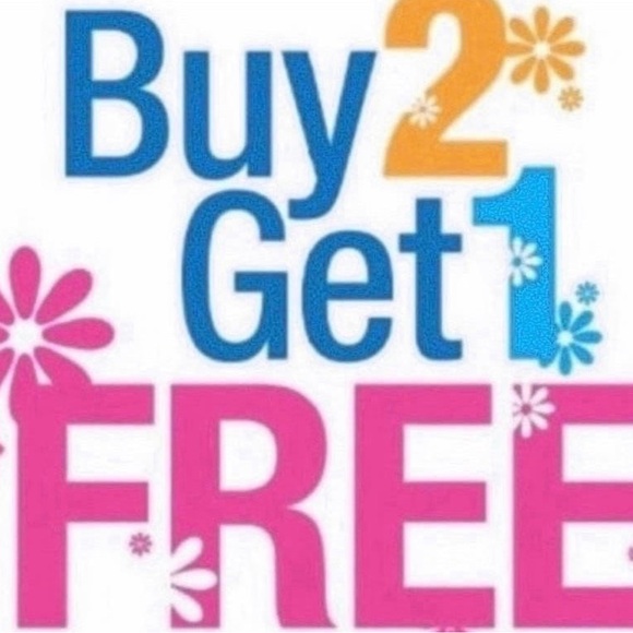 Vintage Brooch Pin Bundle - Picture 4 of 4